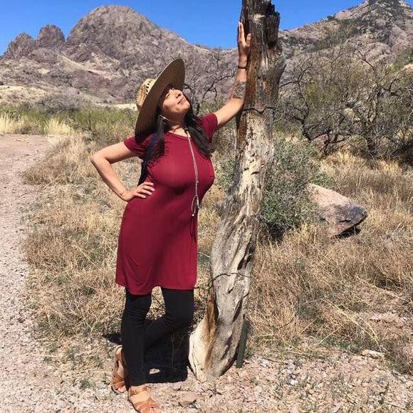 Meet your Posher, Maria - Picture 1 of 1